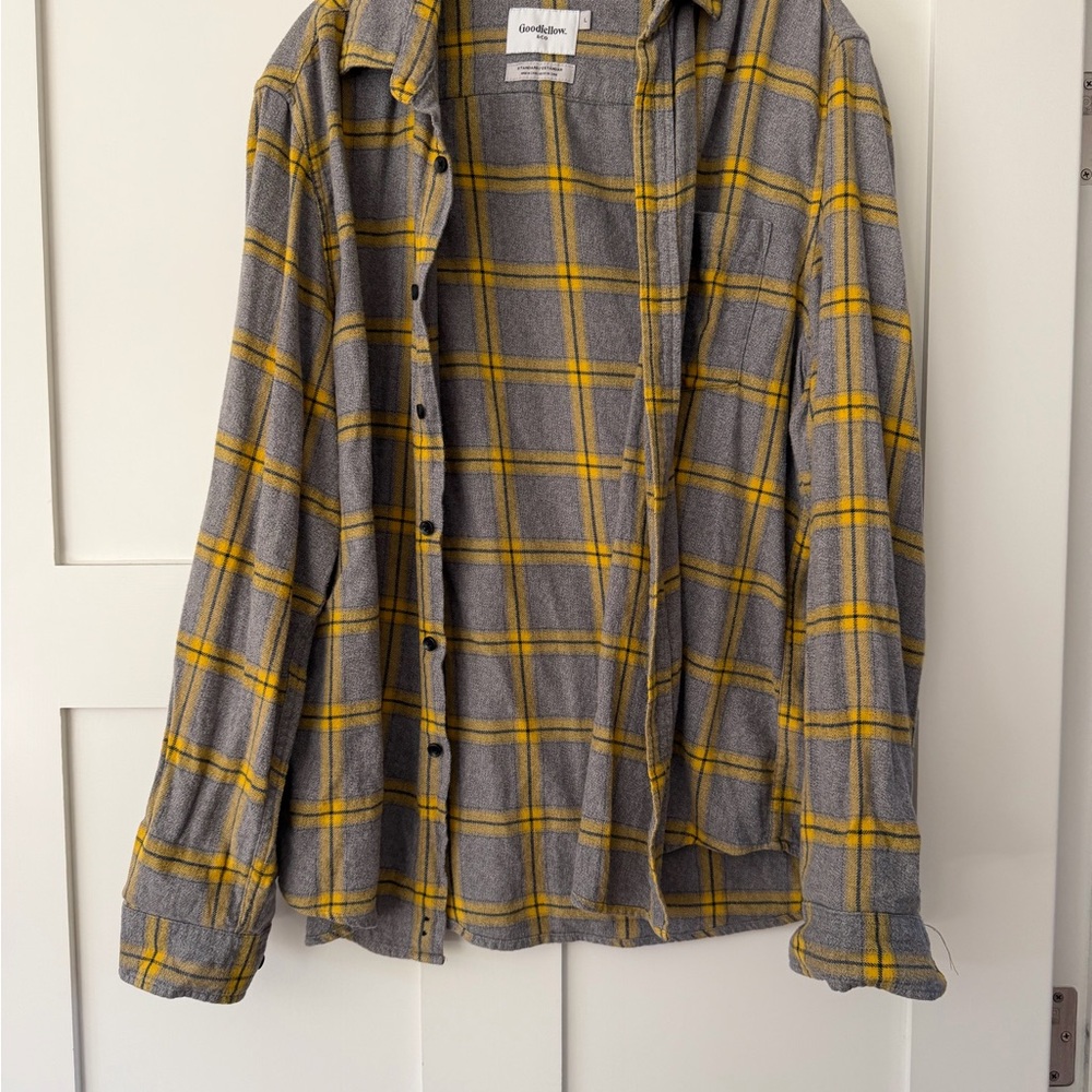 Goodfellow & Co Yellow and Gray Plaid Flannel Shirt